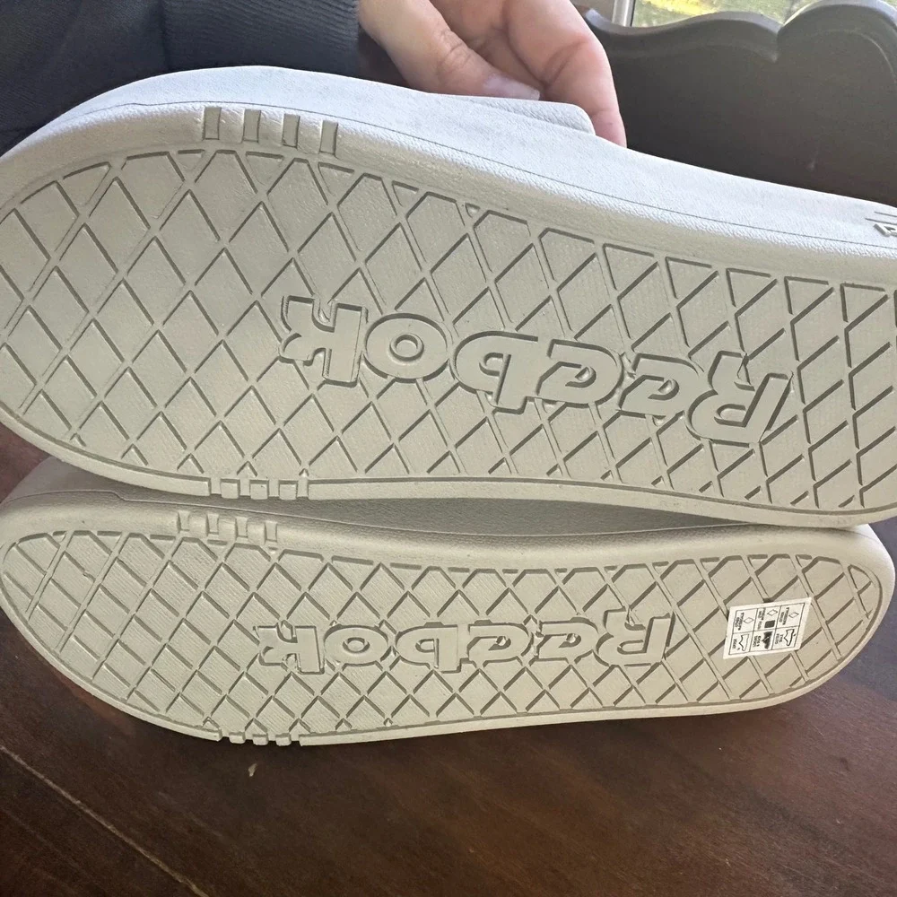 Reebok slides logo